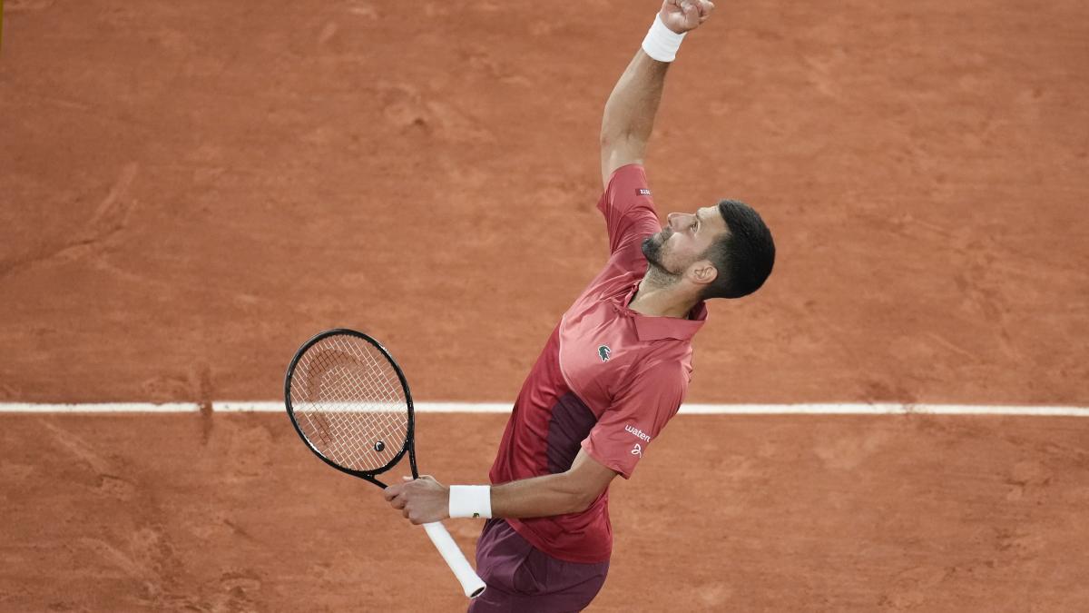 Roland Garros | Novak Djokovic inicia con el pie derecho la defensa del título en el Abierto de Francia