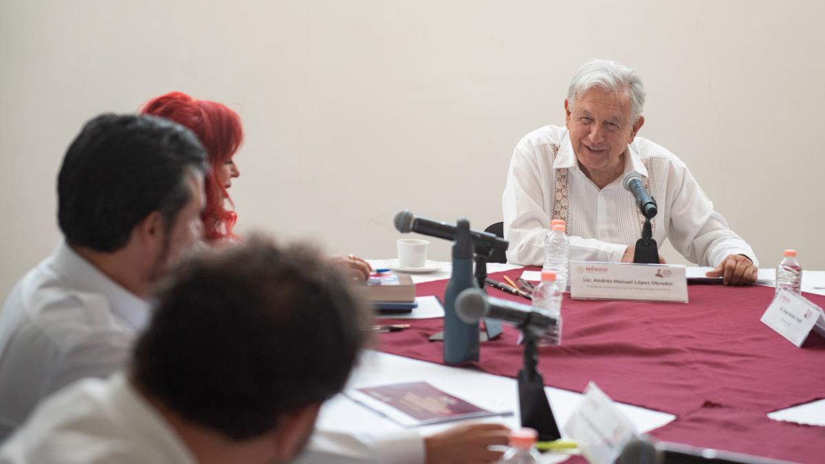 AMLO termina recorridos de supervisión del programa IMSS-Bienestar en 23 estados