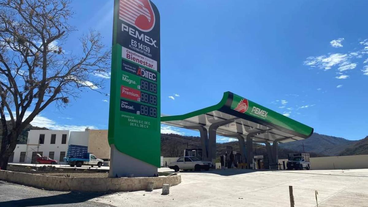 Aumentan ventas internas de petrolíferos de PEMEX en abril