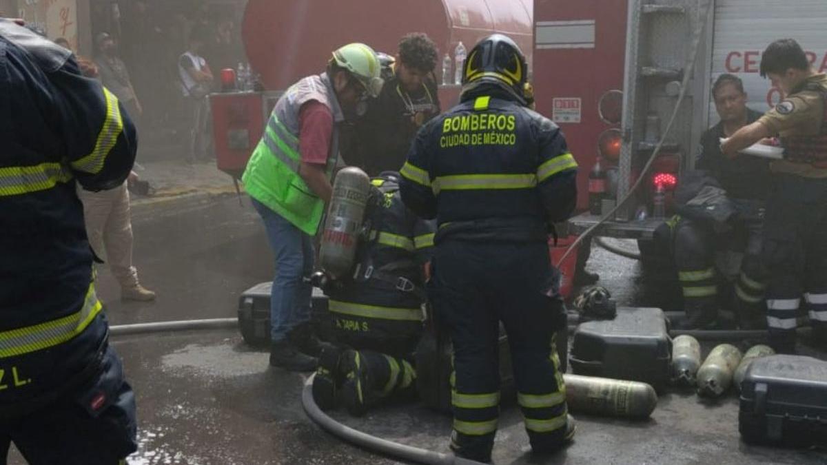 Sofocan incendio en la colonia Centro de la CDMX; hay 7 heridos