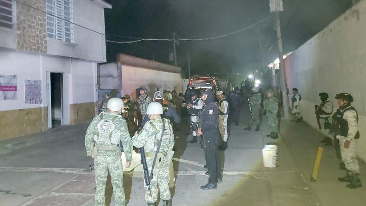 Frenan comicios en dos municipios de Chiapas