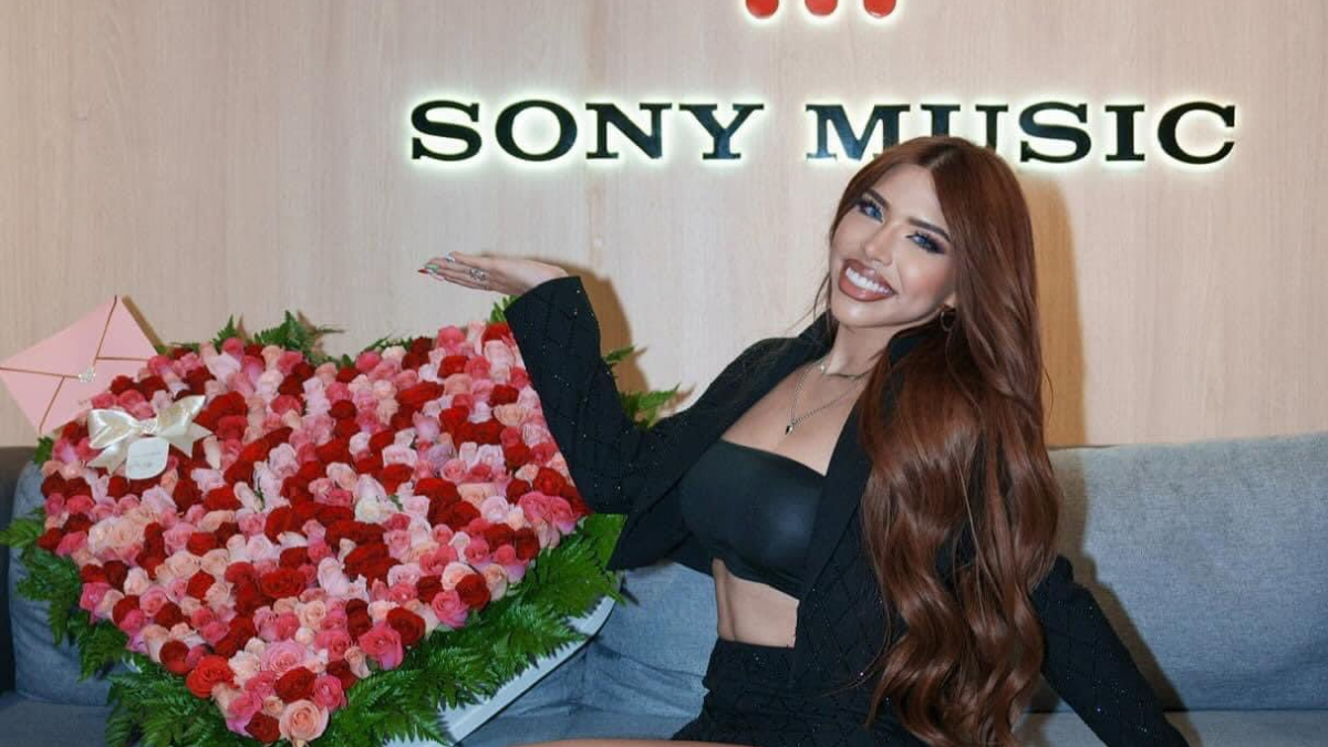 Yeri Mua firma con Sony Music y lanzará su primer álbum de estudio