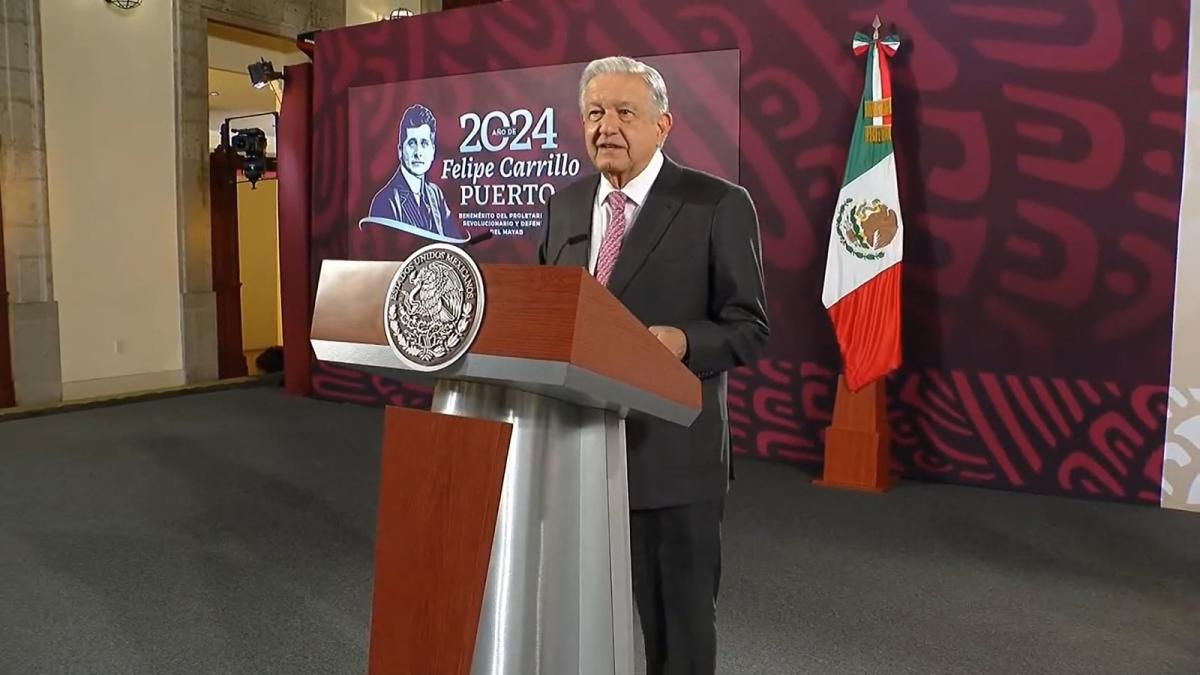 AMLO pide a población de Quintana Roo buscar refugio ante huracán "Beryl"; "lo más importante es la vida”, dice