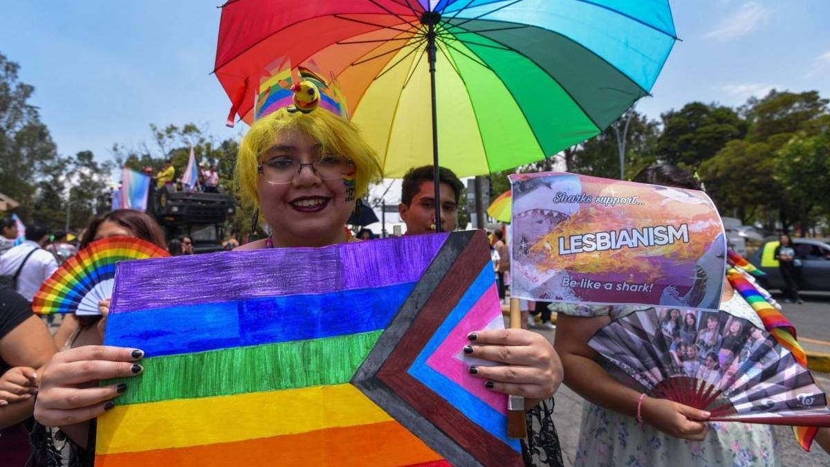 Día del Padre y Marcha LGBT+ dejarán derrama por más de 3 mil mdp, estima Sedeco