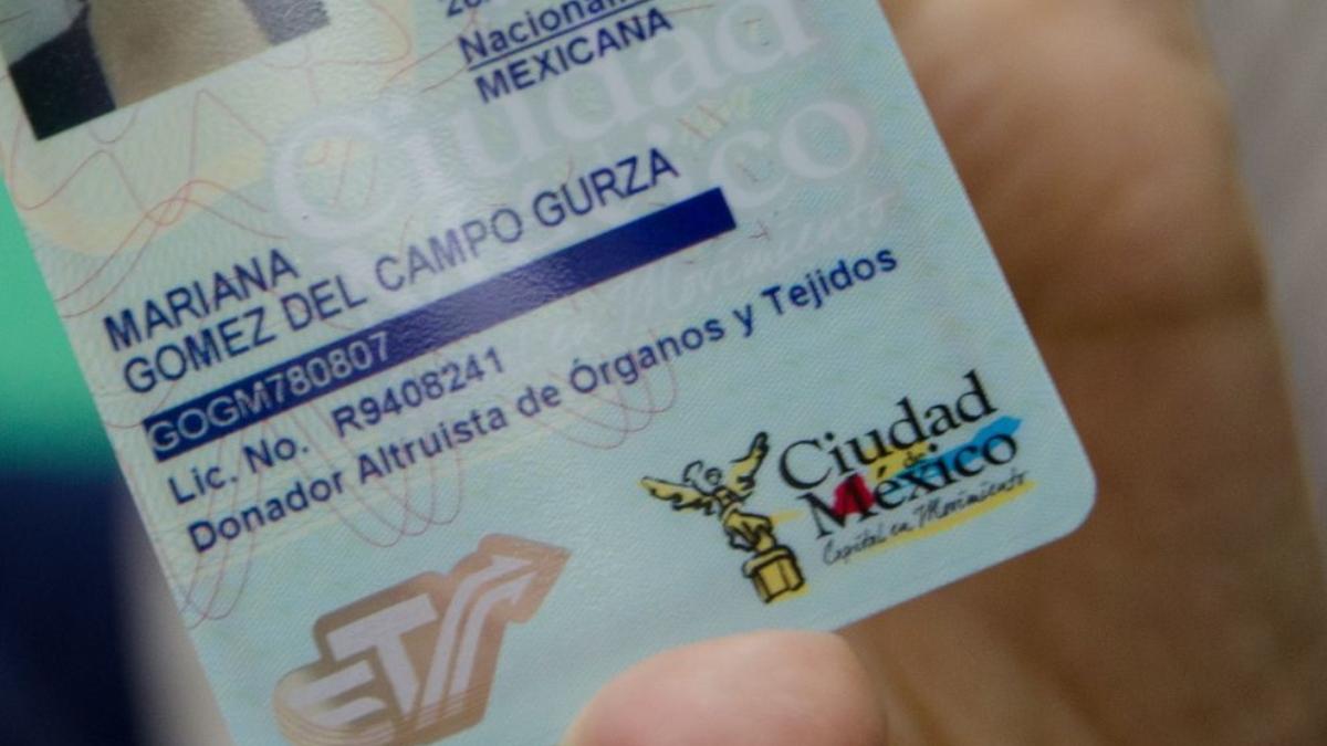 La licencia permanente se puede hacer a nivel nacional como en CDMX asegura AMLO