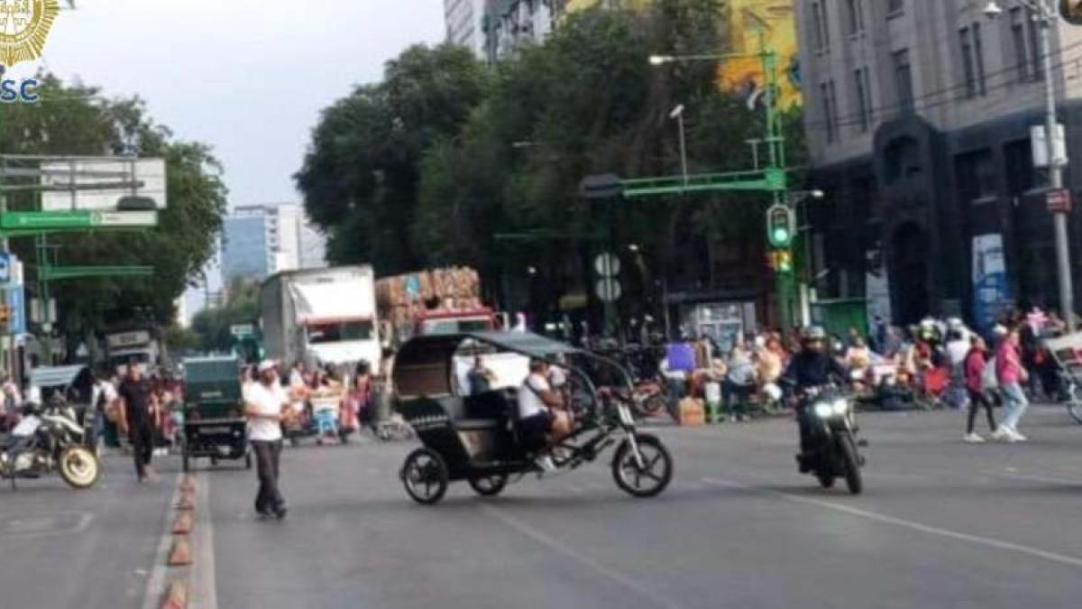 Comerciantes bloquean Eje Central Lázaro Cárdenas; ve alternativas viales