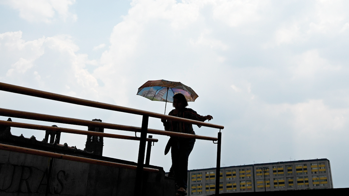 Afectan altas temperaturas a 15 estados del país