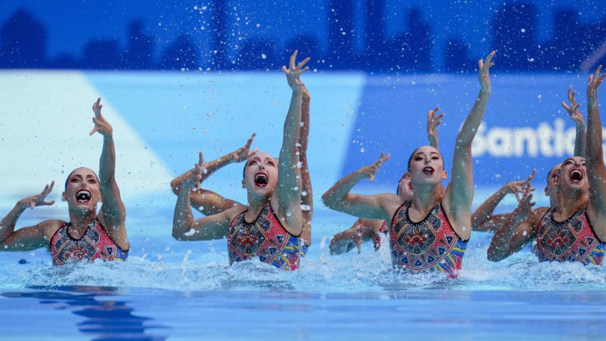 Conade comprueba apoyos económicos de millones de pesos para la natación artísitica
