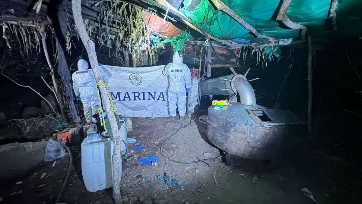 Elementos de la Marina decomisan 3 laboratorios clandestinos en Sinaloa