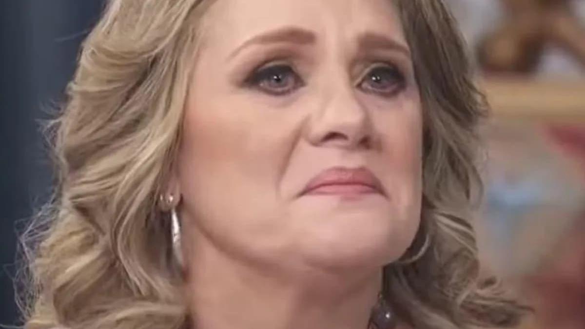 Erika Buenfil comparte FOTO con exceso de filtros y fans se burlan de ella: 'bien alterada su realidad'