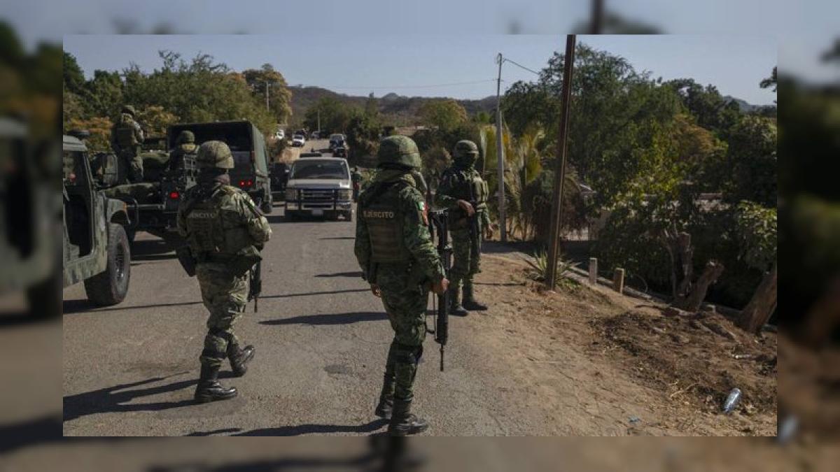 Sedena captura a 'El R8', jefe de seguridad de Aureliano Guzmán Loera, 'El Guano'