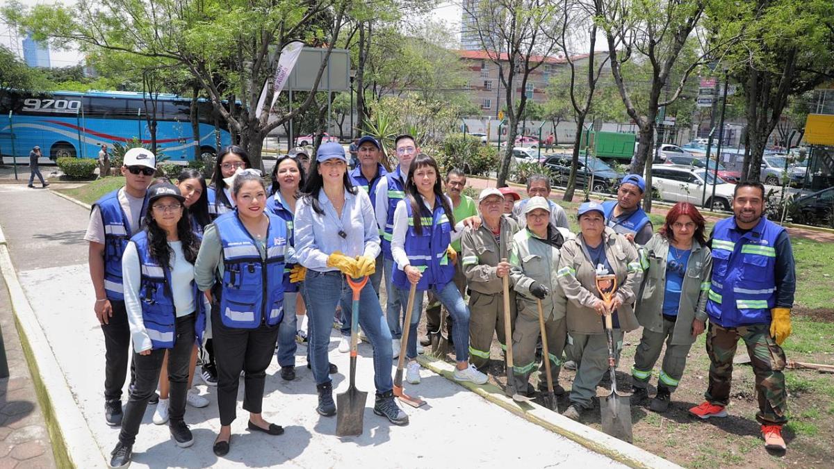 Con la meta de sembrar 4 mil árboles, Lía Limón encabeza jornada de reforestación en Álvaro Obregón