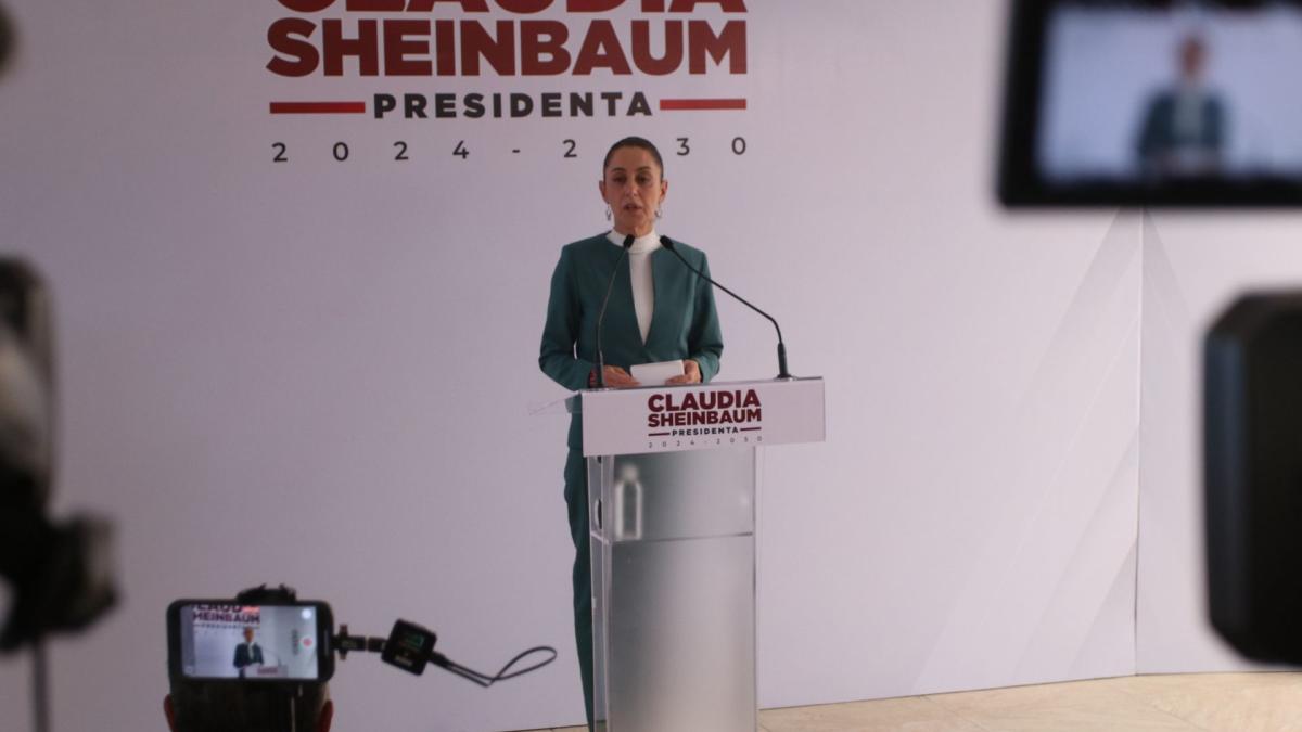 Sheinbaum dice que se cumple con Carta Magna