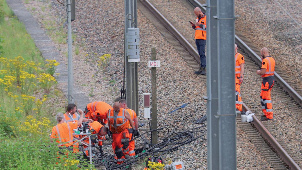 Sabotean trenes de Francia previo a apertura de JO