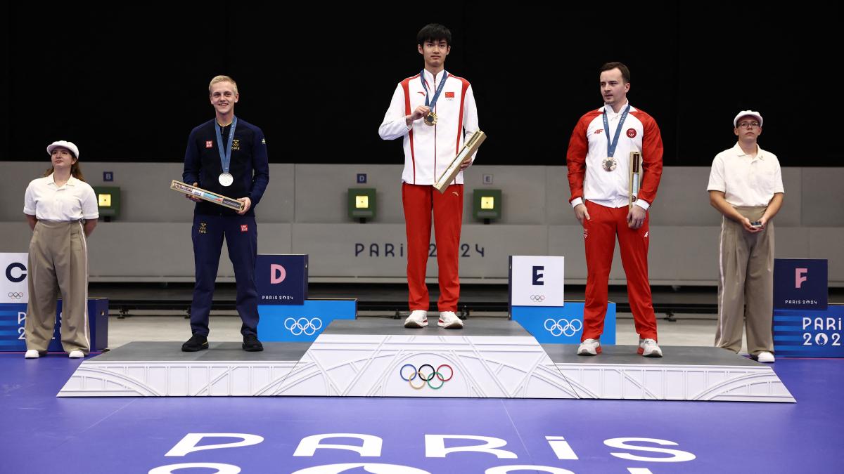 París 2024: El chino Sheng Lihao gana su segundo oro en tiro deportivo e impone nuevo récord olímpico