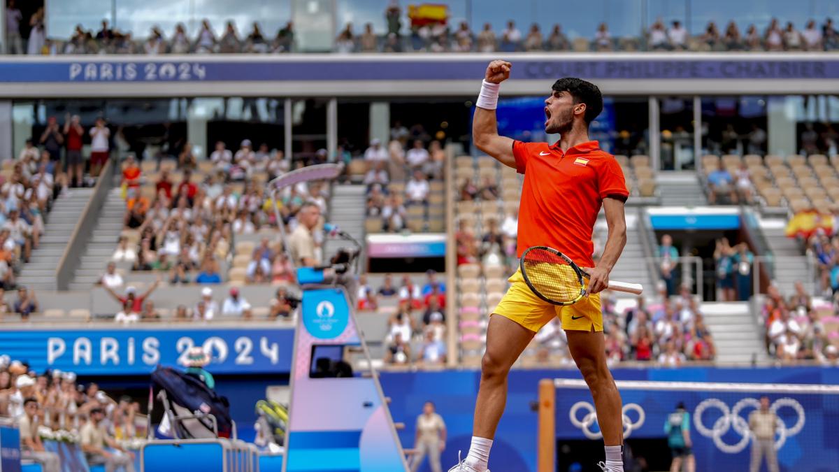 París 2024: Carlos Alcaraz se instala en semifinales después de eliminar a Tommy Paul