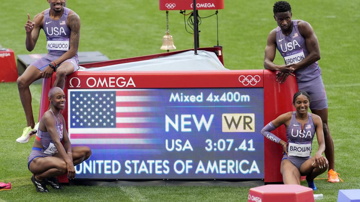 París 2024: Estados Unidos rompe el récord mundial en el 4x400 metros mixtos