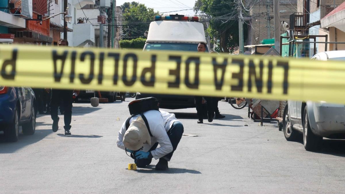 Asesinan a balazos a un hombre en Iztapalapa; hay dos mujeres heridas