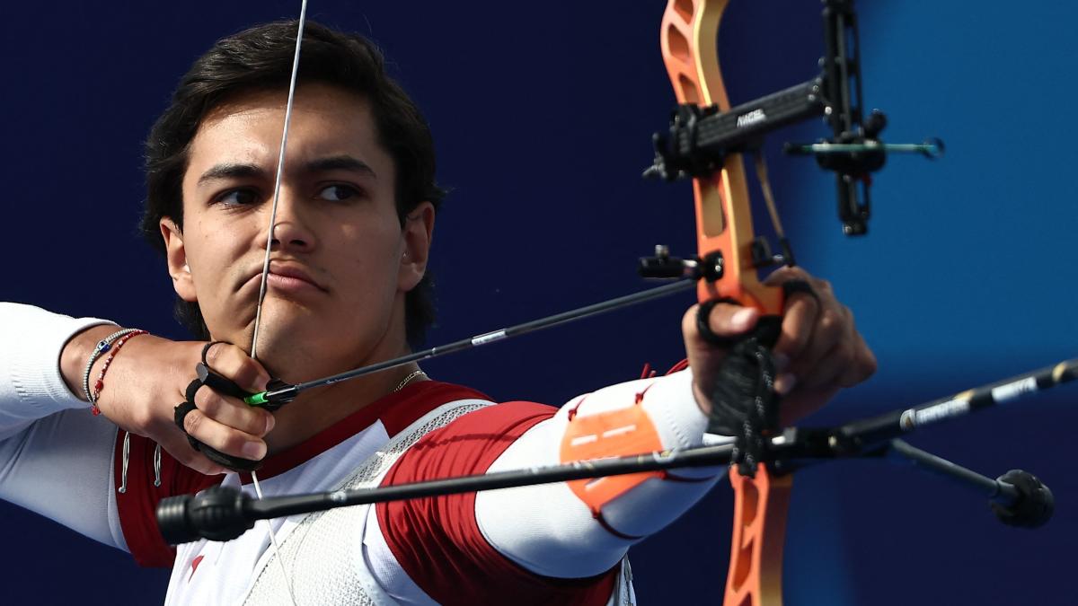 París 2024: Mexicano Matías Grande se despide de los Juegos Olímpicos tras caer en octavos de final de tiro con arco