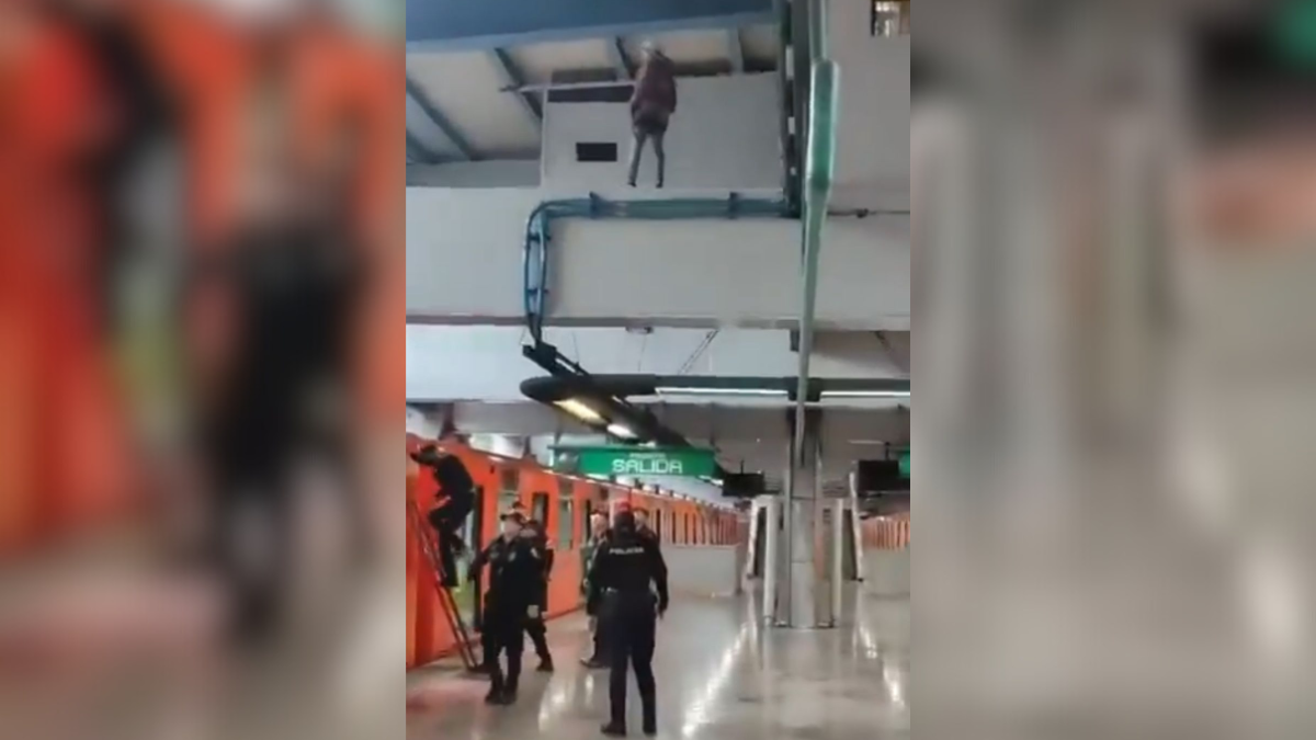 Hombre intenta arrojarse en metro Constitución de 1917; así lo rescataron policías de CDMX