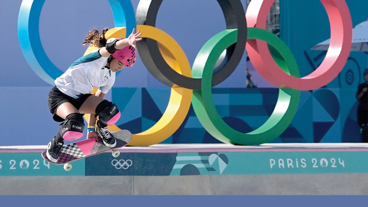 Arisa Trew, medallista de oro más joven en París, tras ganar en skateboarding