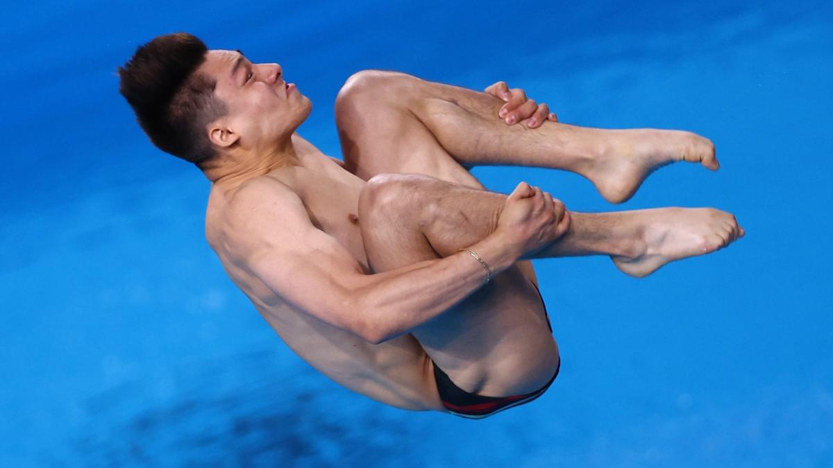 París 2024: Osmar Olvera avanza a la final de clavados trampolín de 3m y sueña con otra medalla