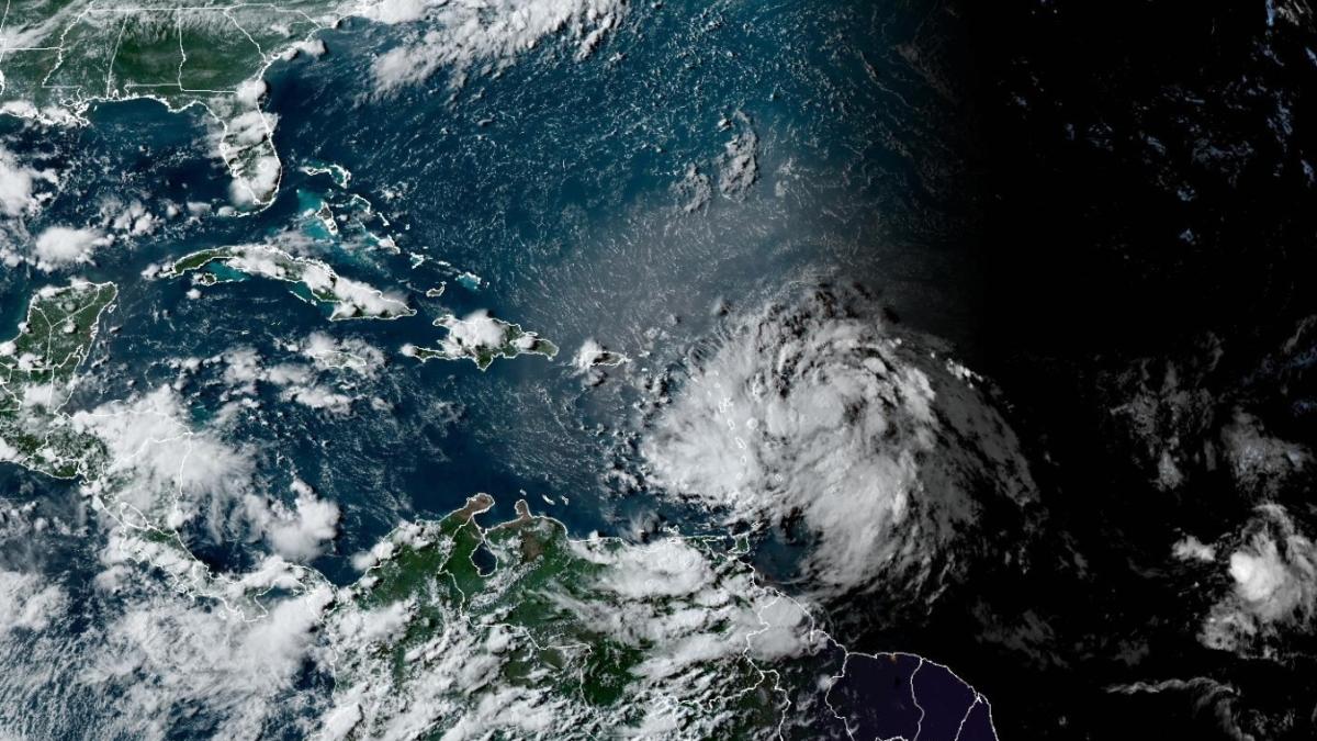 Tormenta Tropical "Ernesto" se forma en el Atlántico; ¿qué estados afectará en México?