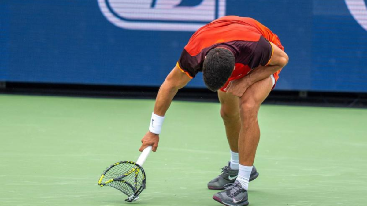 Carlos Alcaraz se sincera y pide disculpas luego de destruir su raqueta en el Masters 1000 de Cincinnati