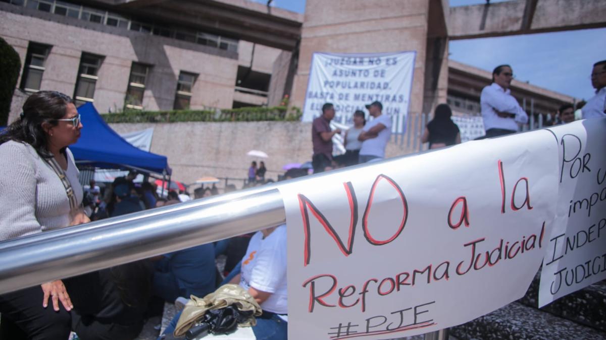 PAN celebra suspensión de discusión de Reforma Judicial en Cámara de Diputados