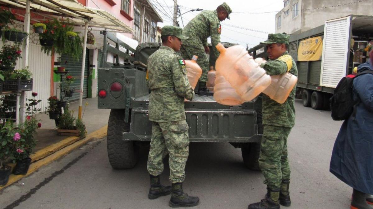 Inundaciones en Chalco. 200 elementos de Sedena y Guardia Nacional apoyan a los afectados