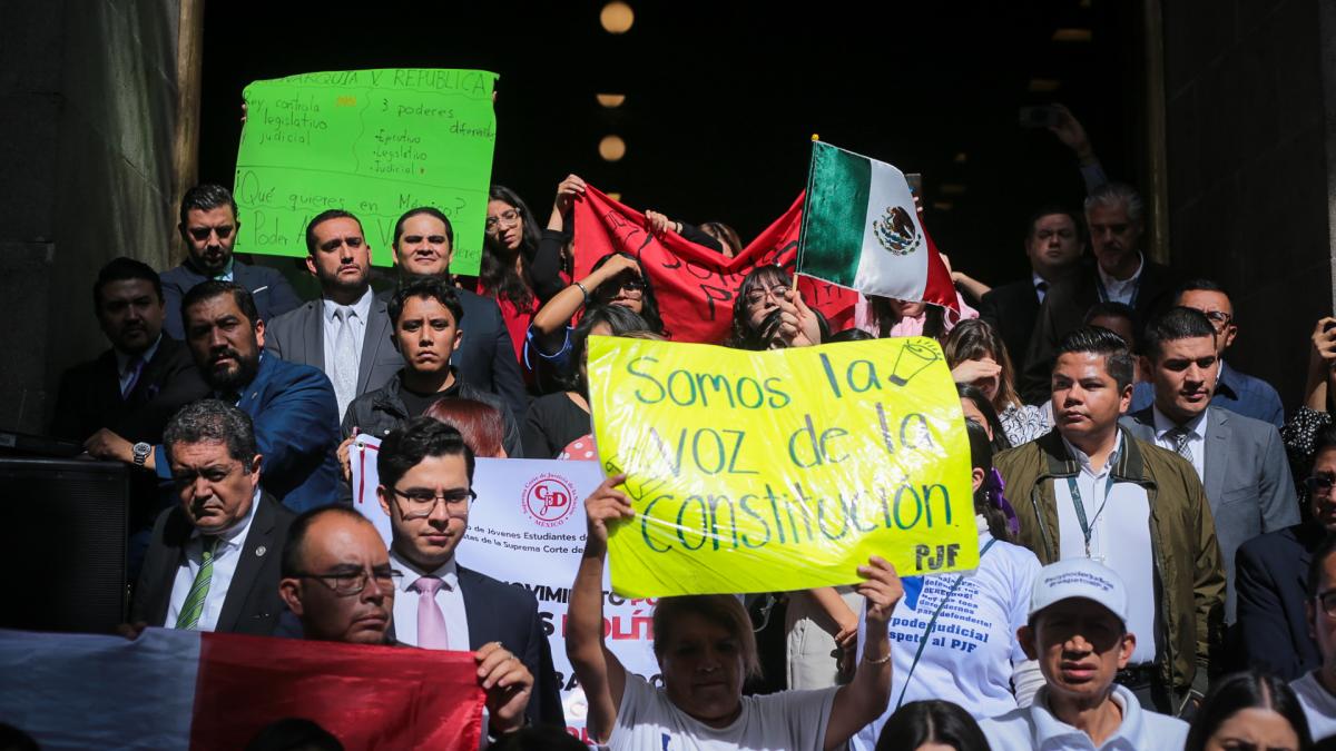 Suprema Corte suspende sesión en solidaridad con trabajadores que se manifiestan contra reforma judicial