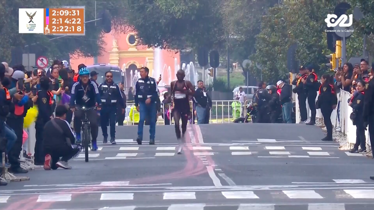 Maratón CDMX 2024: Edwin Kiprop Kiptoo conquista el primer lugar de la competencia