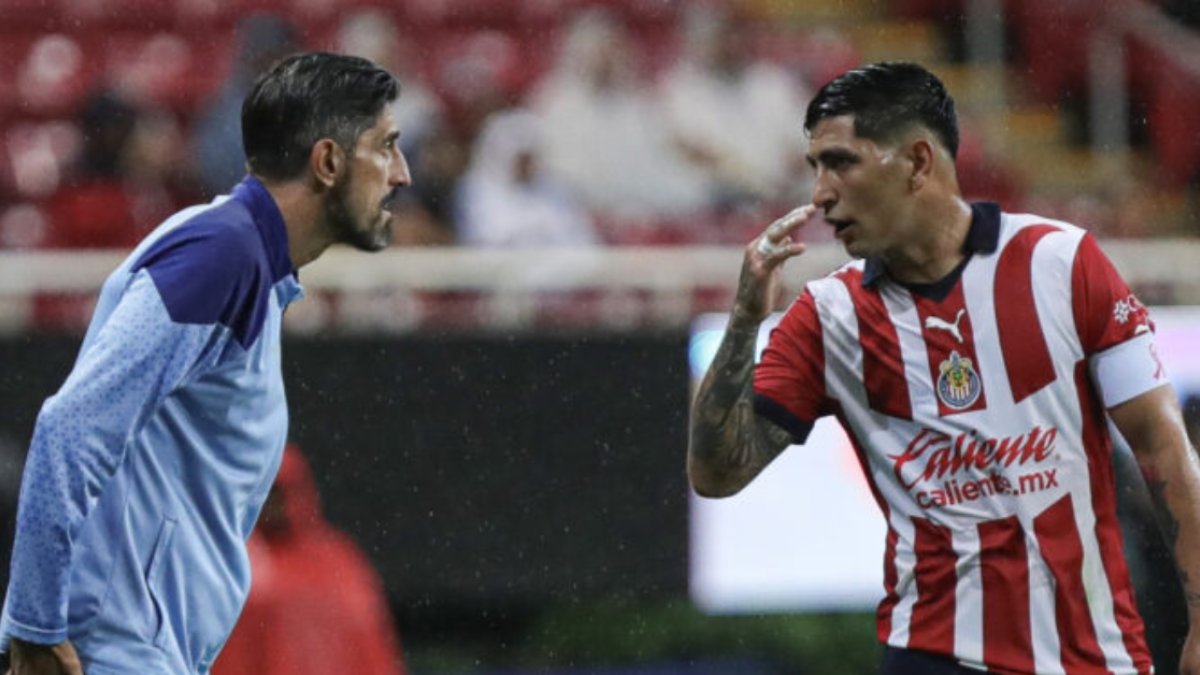 Liga MX | 'Pocho' Guzmán destapa el fuerte conflicto que tuvo con Veljko Paunovic en Chivas (VIDEO)