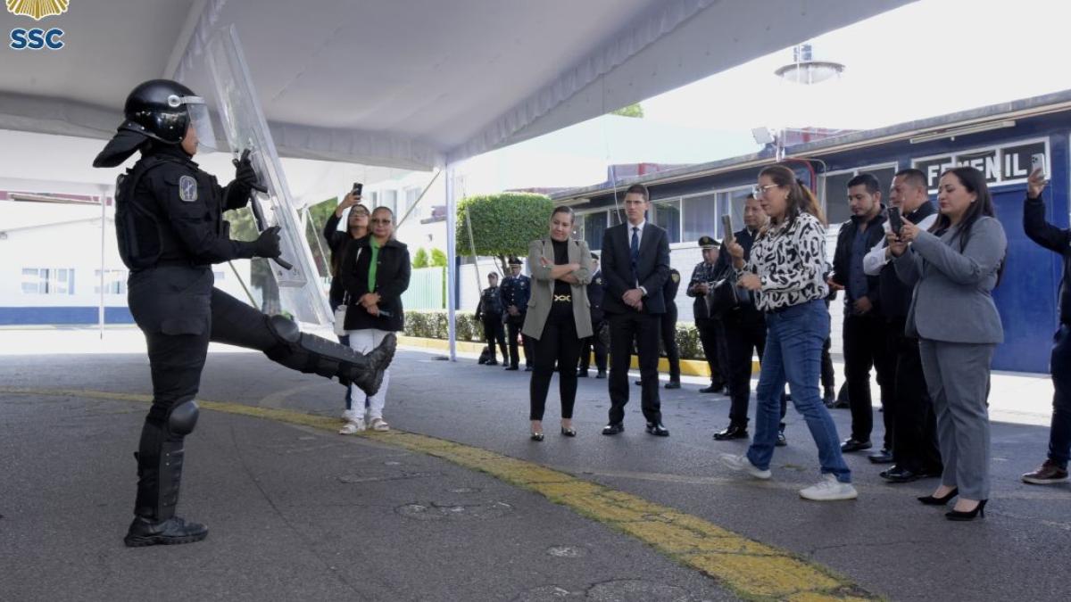 SSC-CDMX comparte con policías de Quintana Roo su experiencia en materia de movilizaciones