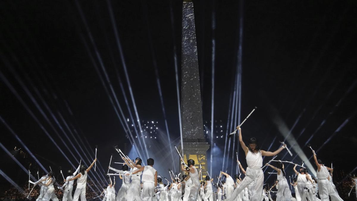 París 2024: Así fue la ceremonia de inauguración de los Juegos Paralímpicos (Fotos y Videos)