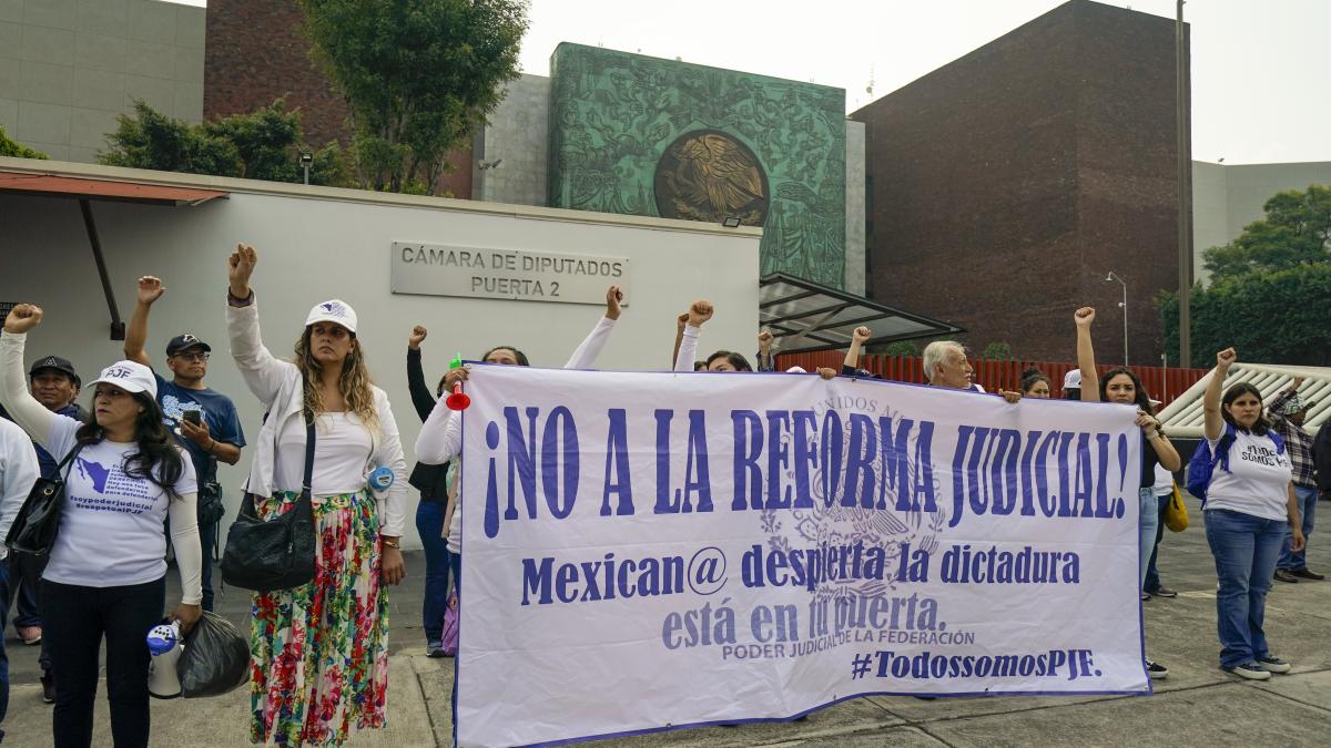 Diputados no sesionarán este martes por protestas de trabajadores del Poder Judicial