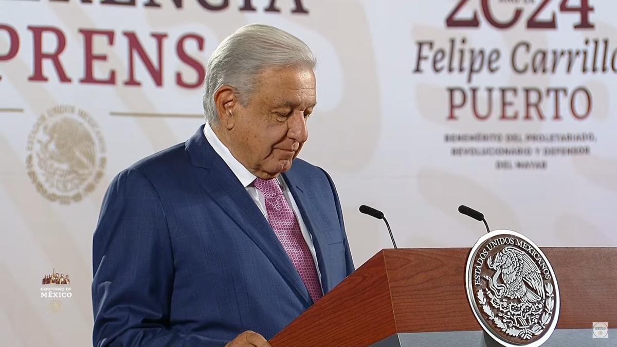 Llama AMLO a senadores no dejarse presionar; intervención del PJ para frenar reforma es una aberración