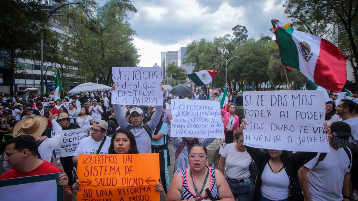 Sin acuerdos termina reunión entre trabajadores del PJ y Gerardo Fernández Noroña