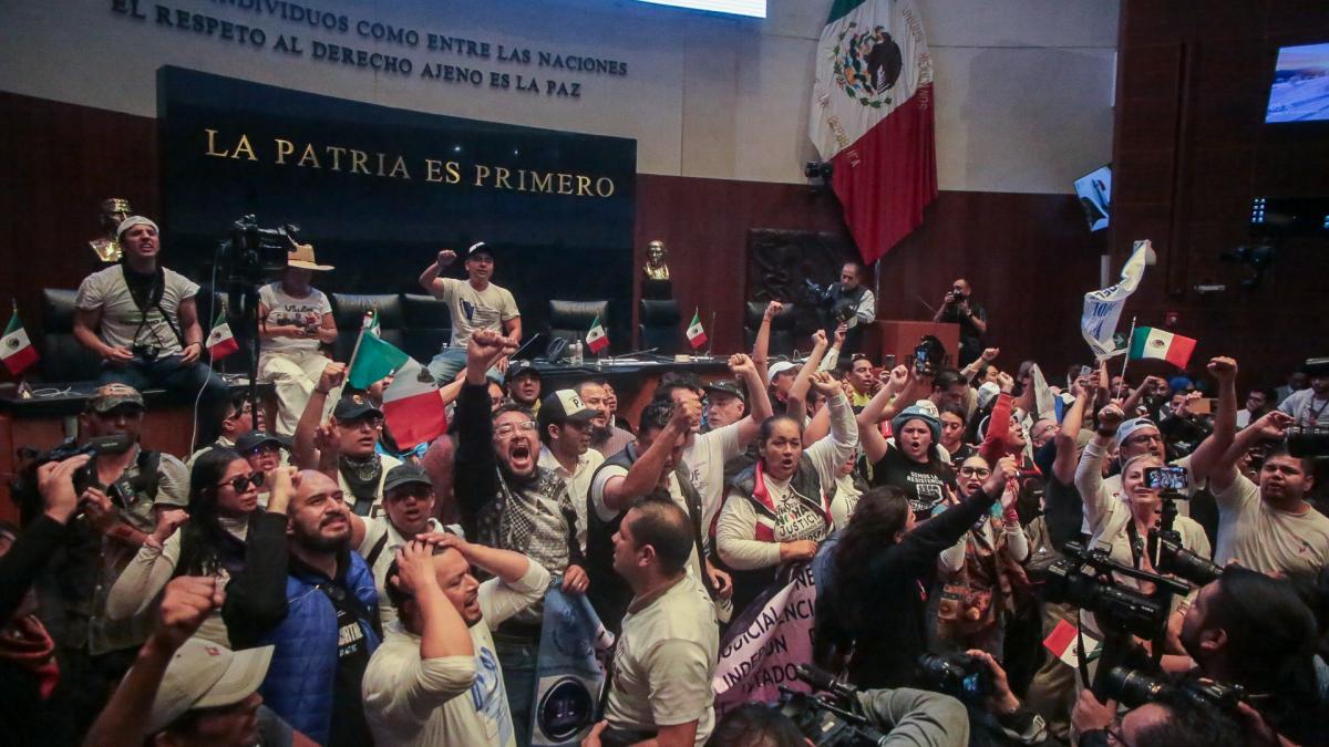 Duro debate de reforma: portazo, denuncias de presión, Yunes sumado a 4T...