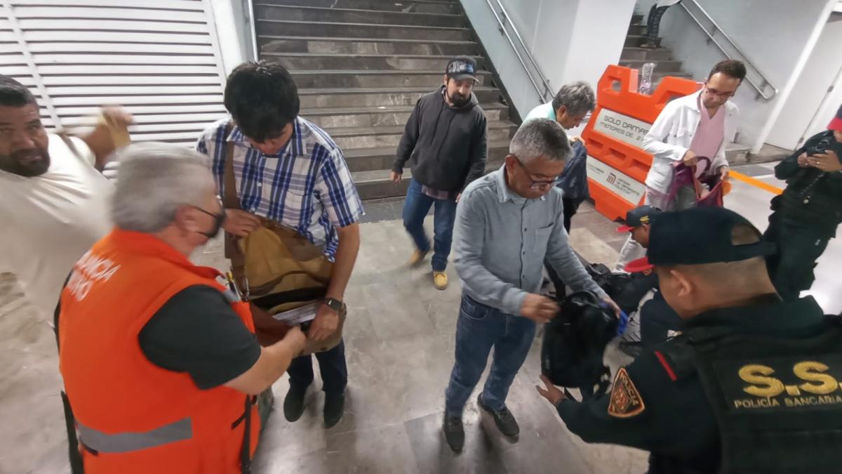 Por Operativo Pirotecnia asegura más de 94 kilos de pirotecnia en el Metro de la CDMX