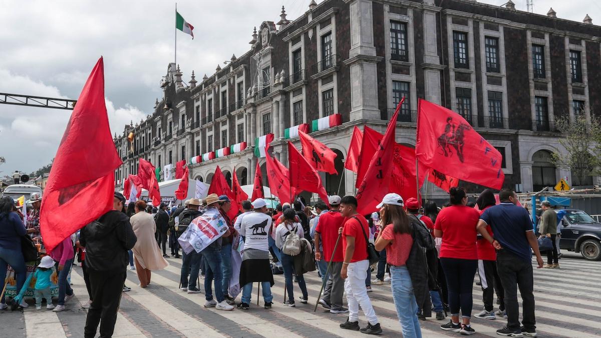 CNTE inicia acuerdos con la Presidenta electa