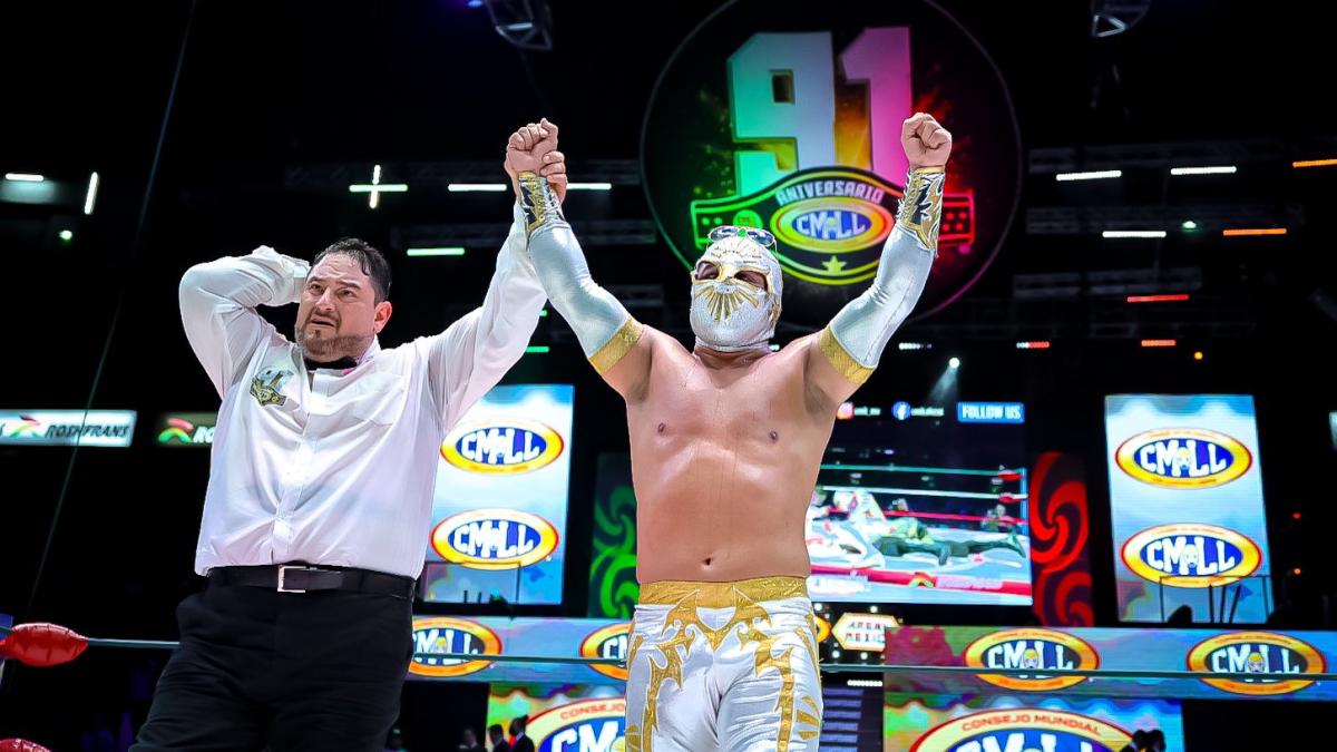 CMLL: Místico derrota a Chris Jericho en la lucha estelar del 91 aniversario de la empresa