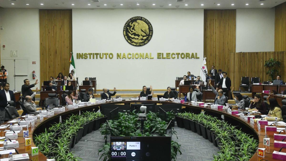 INE pone en marcha proceso para la elección judicial, pese a orden de juez de frenarla