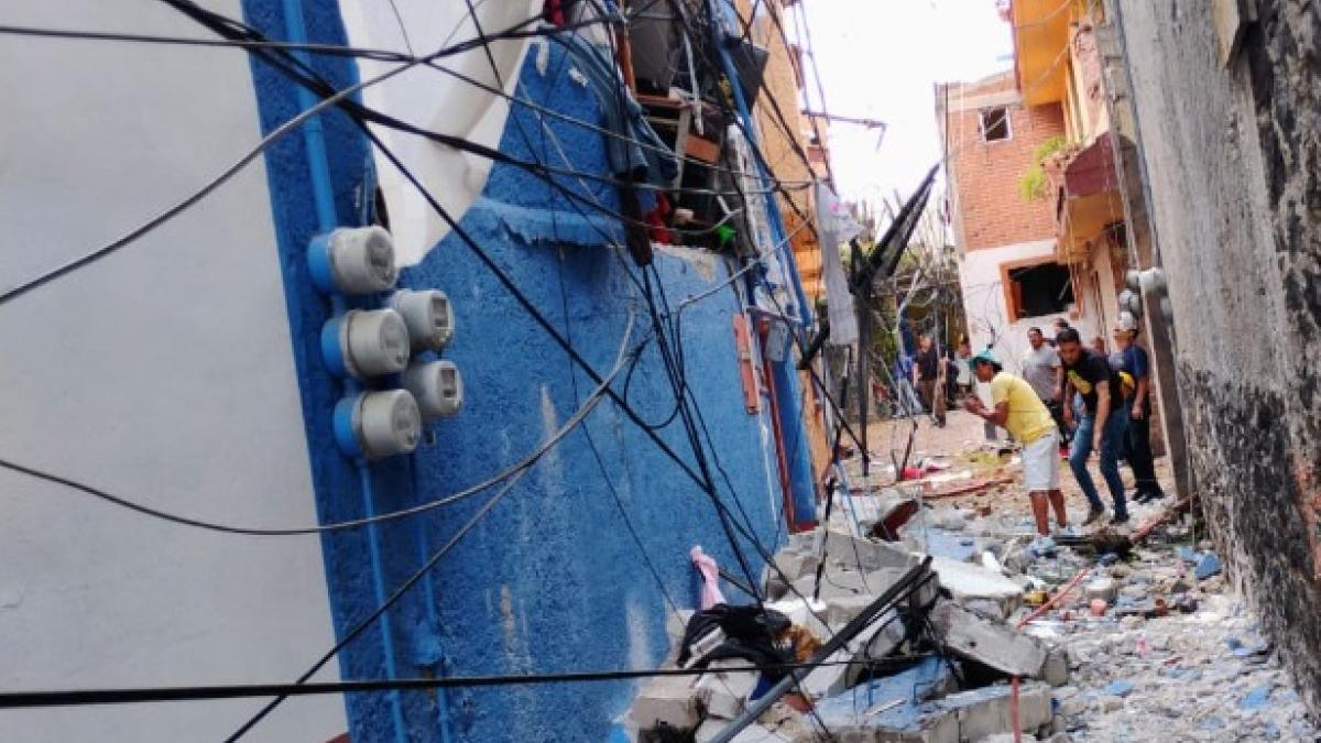 Se registra fuerte incendio en Coyoacán, tras explosión en una casa | VIDEO