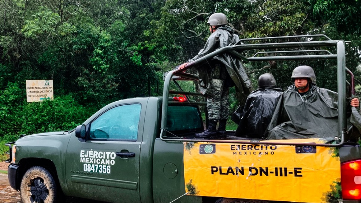 Fuerzas Armadas despliegan plan de ayuda en Oaxaca y Guerrero por huracán 'John'