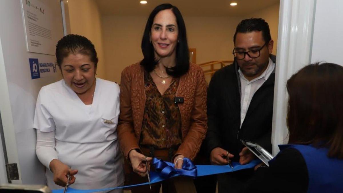 Lía Limón inaugura aula de rehabilitación geriátrica en Álvaro Obregón