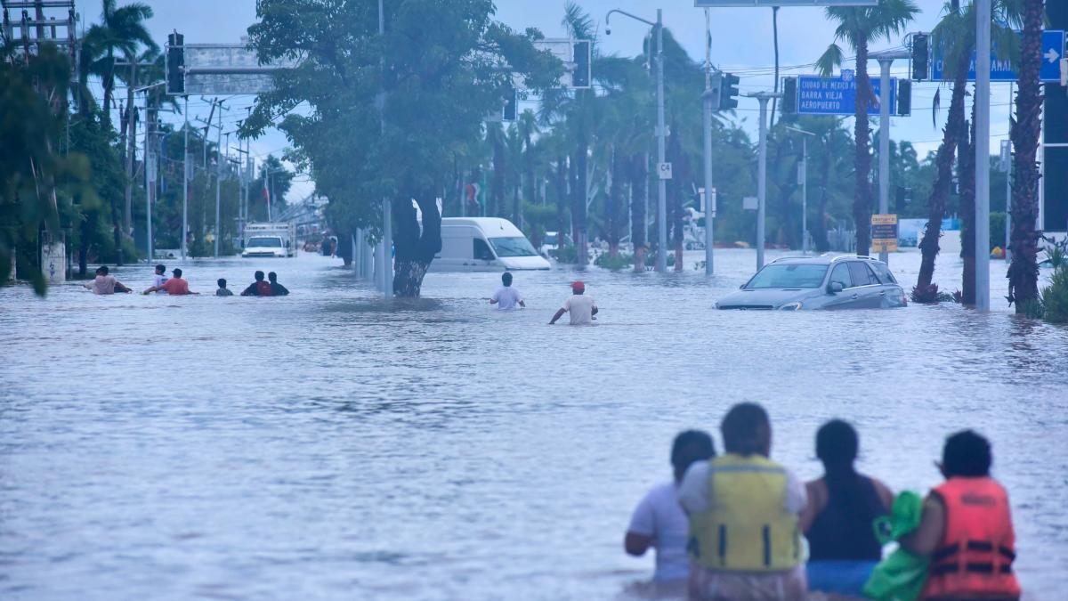 Evacúan a 5 mil habitantes de la entidad