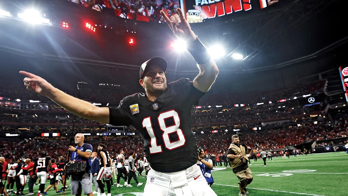 Falcons por tercera vez remonta y vence a Bucs