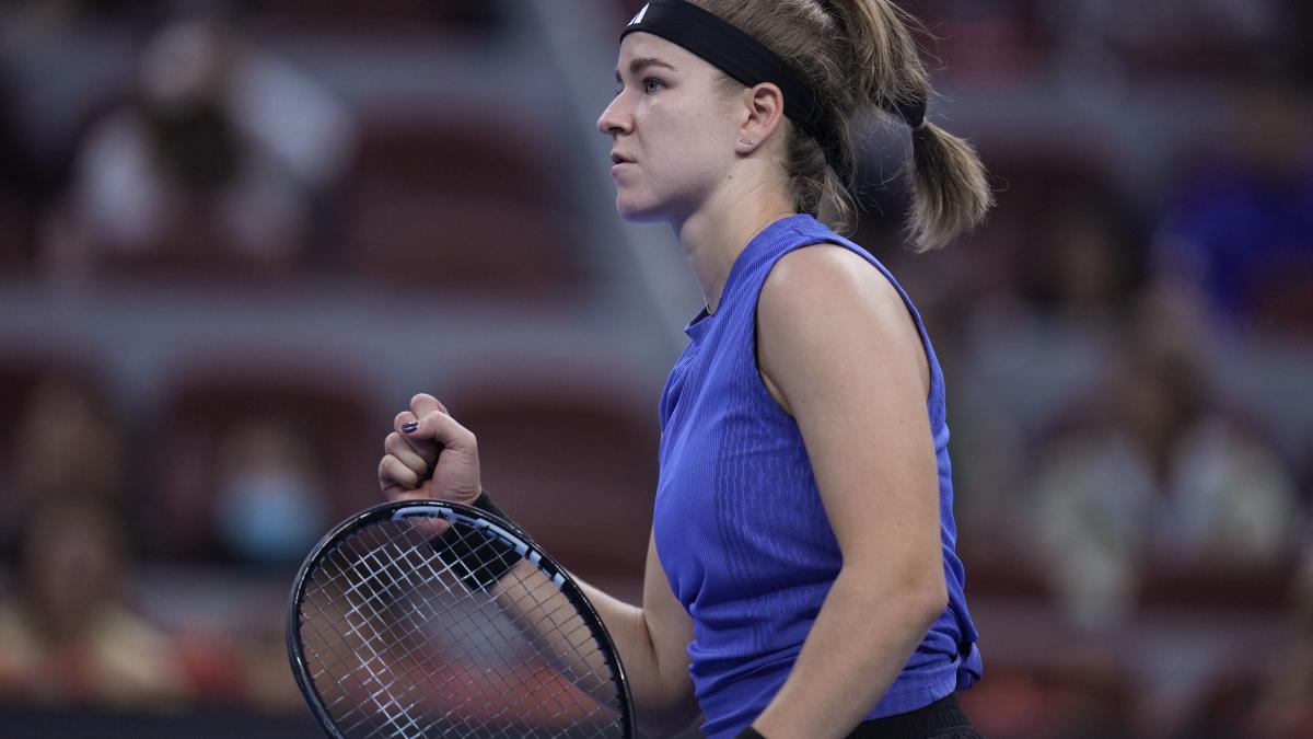 Abierto de China: Karolina Muchova pone fin a racha de 15 triunfos seguidos de Aryna Sabalenka y avanza a cuartos