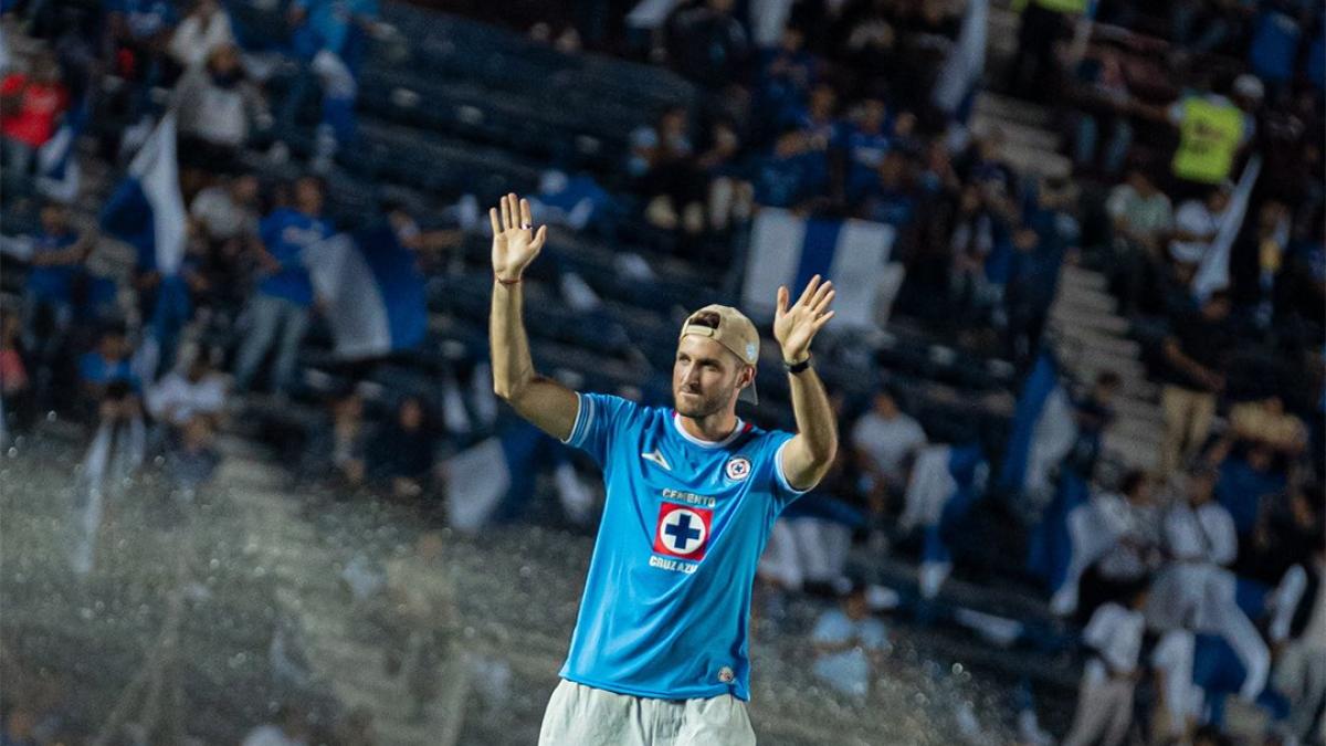 Liga MX: Santiago Giménez se echa encima a la afición de Cruz Azul por una inesperada declaración